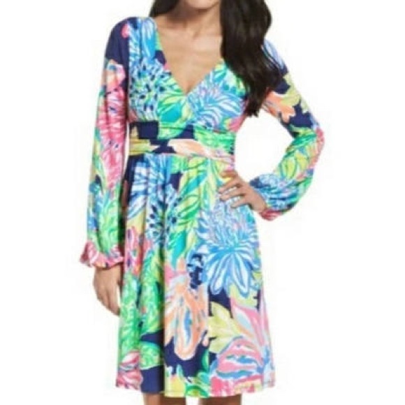 Lilly Pulitzer Dresses & Skirts - Lilly Pulitzer Fleur longsleeve dress, travelers navy palm,size medium NWT